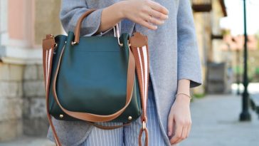 Powerful Bag Choices That Speak Volumes About You