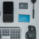 5 Must-Have Multi-Tool Benefits: Flashlight & Charger Combo